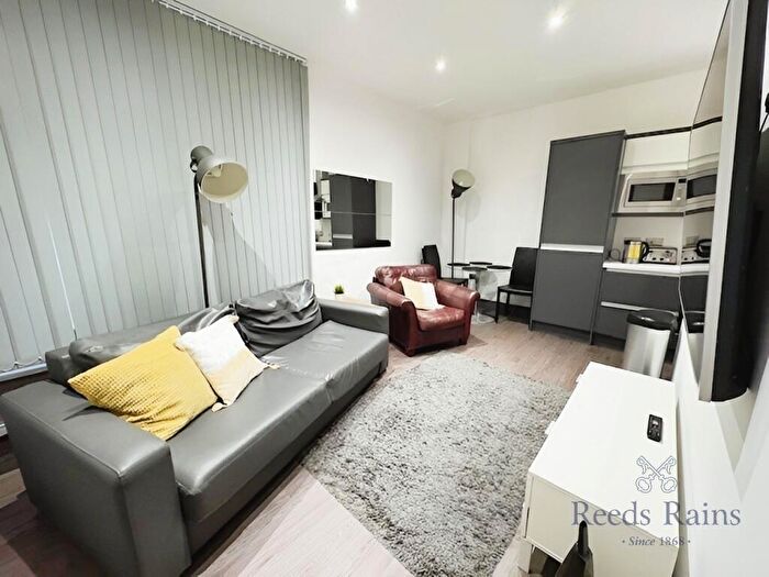 2 Bedroom Apartment To Rent In Rumford Street, Liverpool, Merseyside, L2