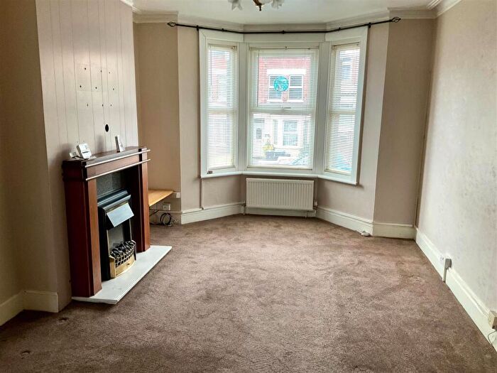 2 Bedroom Terraced House For Sale In Nightingale Road, Dover, CT16