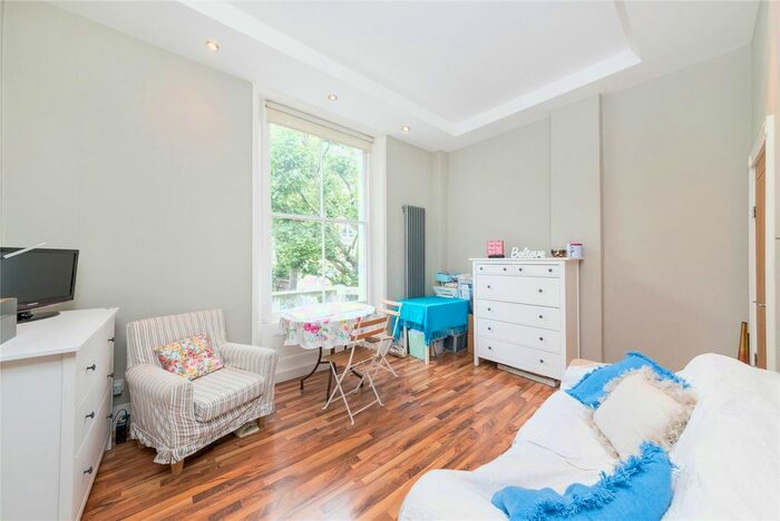 1 Bedroom Flat To Rent In Bassett Road, London, W10