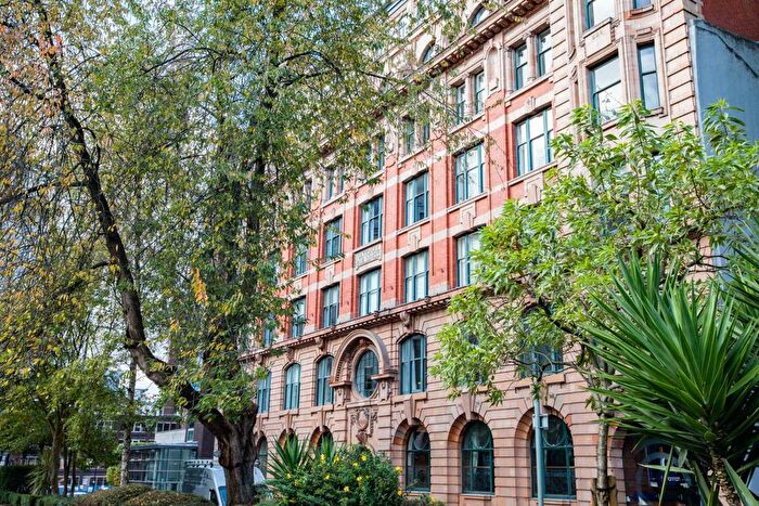 2 Bedroom Flat To Rent In St. Marys Parsonage, Manchester, M3