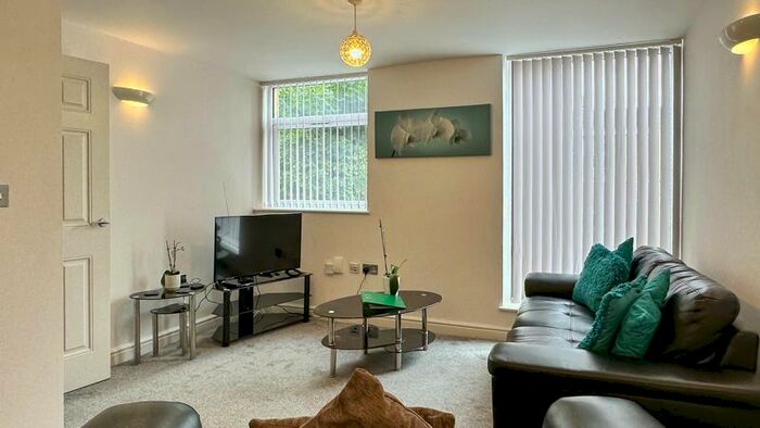 4 Bedroom Terraced House To Rent In Harefields, Oxford, OX2