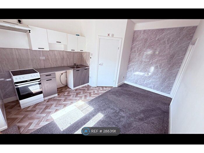 1 Bedroom Flat To Rent In Wellington Road, Bilston, WV14
