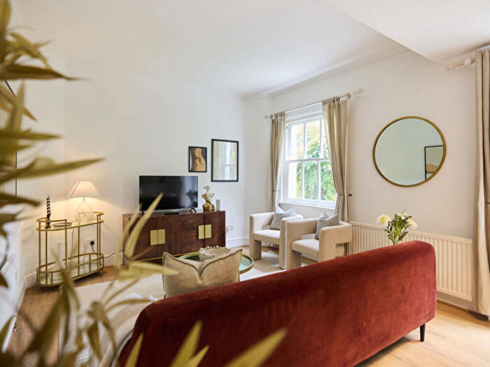 2 Bedroom Flat To Rent In Carlton Hill, London, NW8