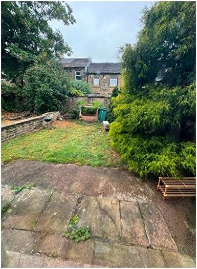 1 Bedroom Terraced House To Rent In College Street, Huddersfield, HD4