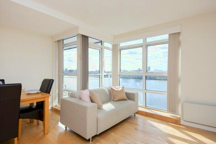 2 Bedroom Flat To Rent In Anchorage Point, Cuba Street, E14