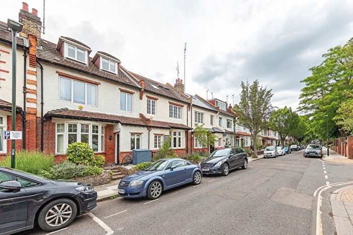 4 Bedroom Terraced House To Rent In Cambridge Road, Twickenham, Greater London, TW1
