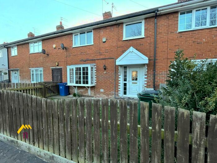 3 Bedroom Terraced House To Rent In Warren Road, Thorne, DN8