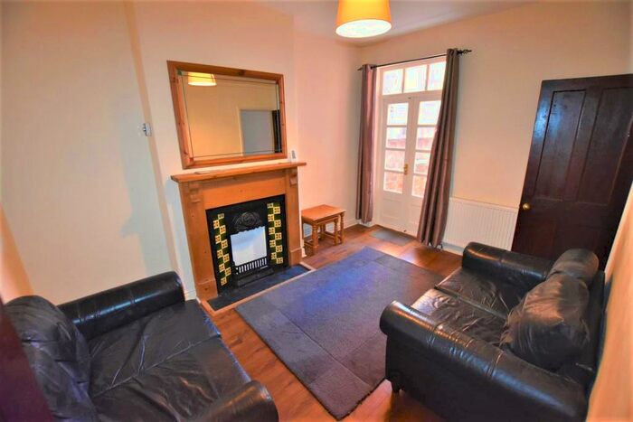 3 Bedroom Terraced House To Rent In Beaconsfield Road, Leicester, LE3