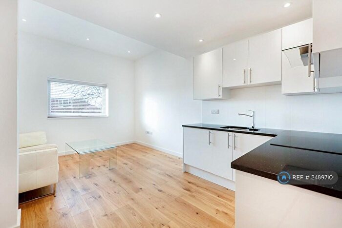 2 Bedroom Flat To Rent In Riffel Road, London, NW2
