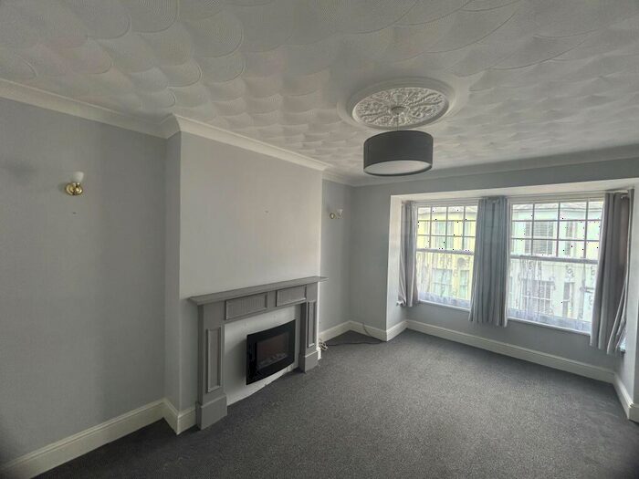 2 Bedroom Flat To Rent In Cleveland Road, Lowestoft, NR33