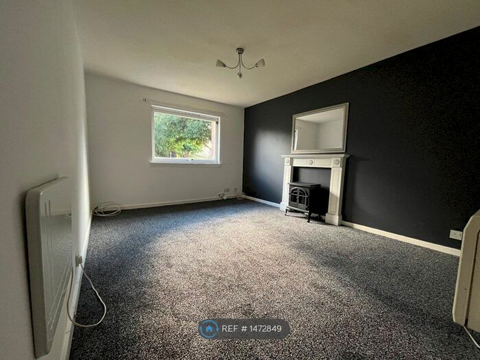 1 Bedroom Flat To Rent In Lulworth Court, Dundee, DD4