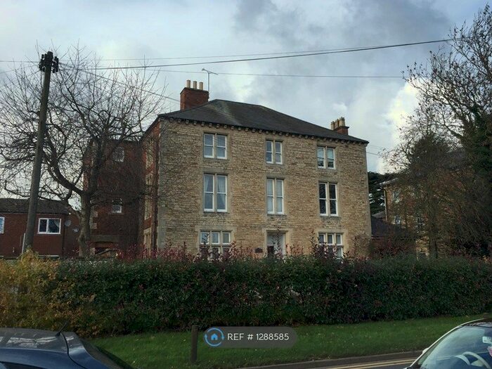 2 Bedroom Flat To Rent In Ayston Road, Uppingham, Oakham LE15