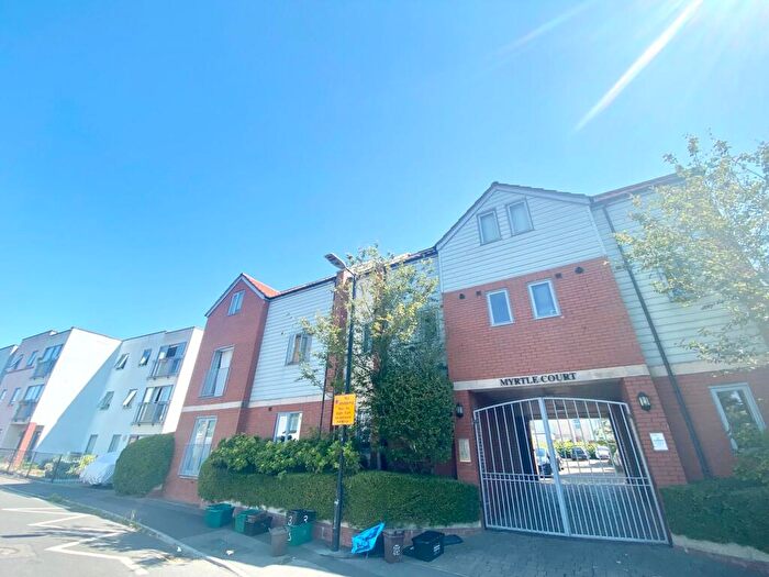 2 Bedroom Flat To Rent In Southville, Myrtle Court, BS3