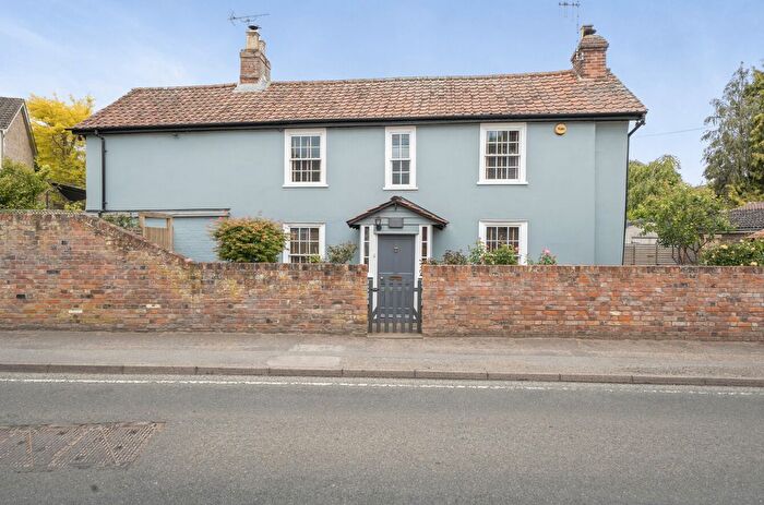 3 Bedroom Detached House For Sale In Colchester Road, Bures, Essex, CO8