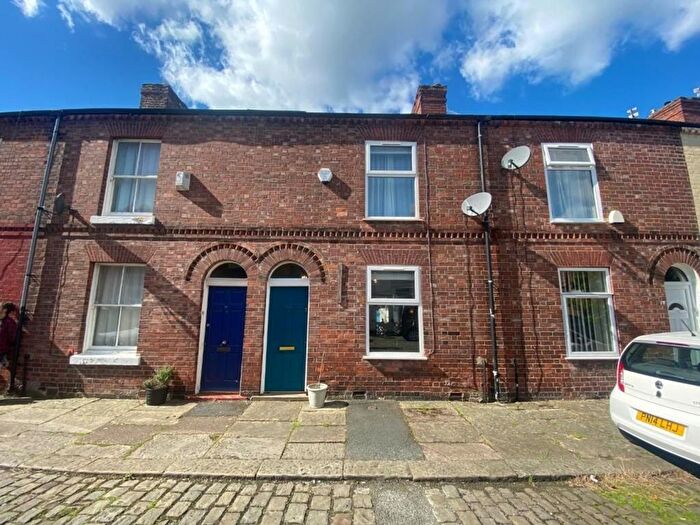 4 Bedroom Semi-Detached House To Rent In Shippey Street, Manchester, M14
