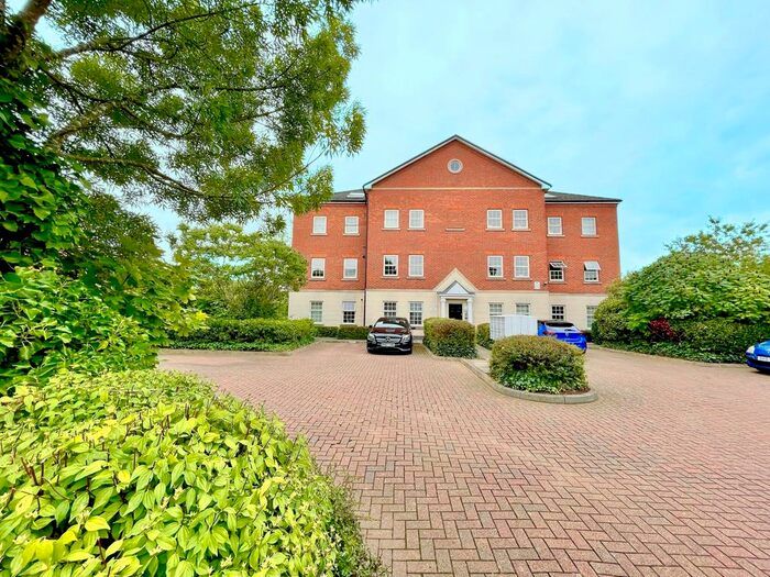 2 Bedroom Flat To Rent In Swanwick Lane, Broughton, Milton Keynes, MK10