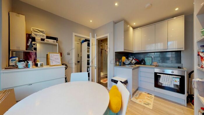 2 Bedroom Flat To Rent In Penfold Place, Lisson Grove, NW1