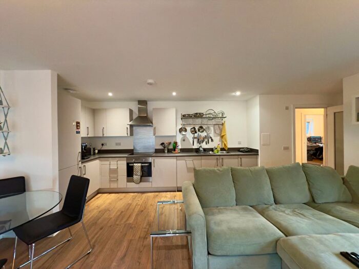 2 Bedroom Flat To Rent In Shrubhill Walk, Leith, Edinburgh, EH7