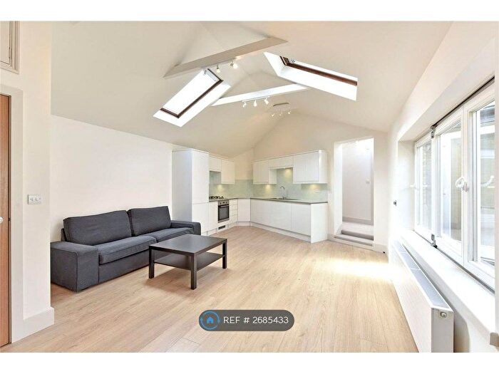 3 Bedroom Bungalow To Rent In Latchmere Road, London, SW11