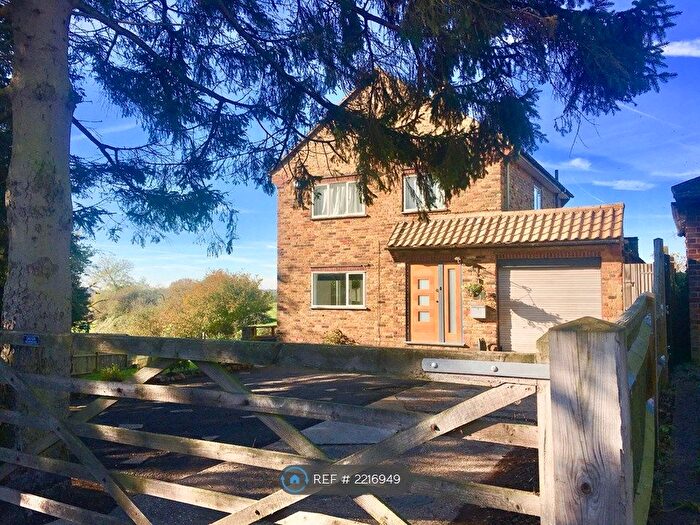 3 Bedroom Detached House To Rent In Harefield, Harefield, Middx, UB9