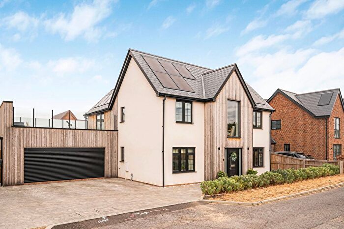 4 Bedroom Detached House For Sale In Ilett Crescent, Tadpole Garden Village, SN25
