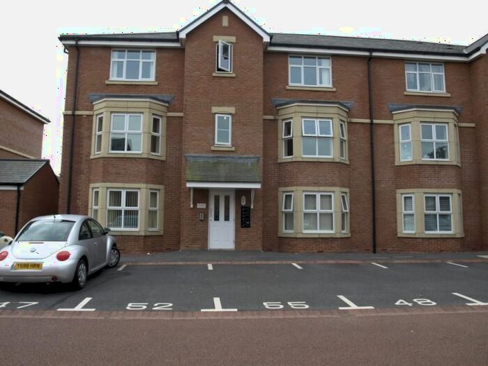 2 Bedroom Flat To Rent In Dorman Gardens, Middlesbrough, Cleveland, TS5