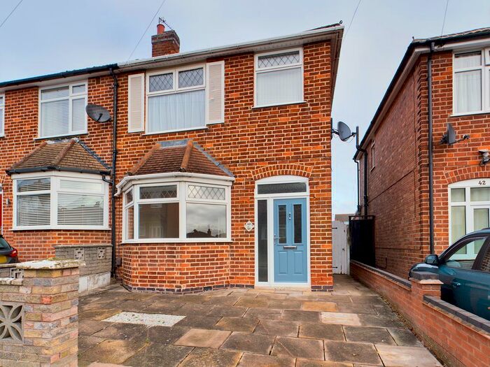 3 Bedroom Semi-Detached House To Rent In Eastwood Road, Leicester, Leicestershire LE2