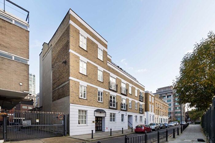 2 Bedroom Flat To Rent In St. Mark Street, Aldgate, E1
