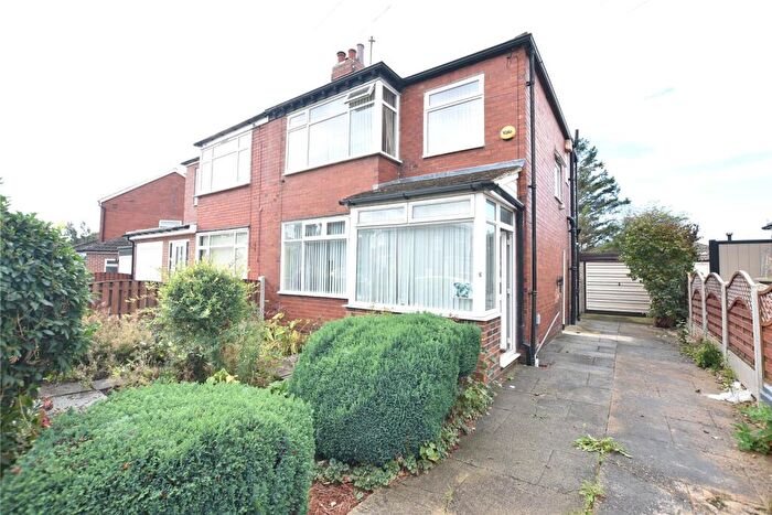 3 Bedroom Semi-Detached House For Sale In Brander Grove, Leeds, West Yorkshire, LS9
