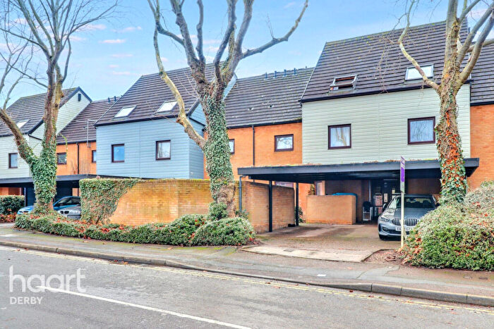 1 Bedroom Flat For Sale In Back Sitwell Street, Derby, DE1
