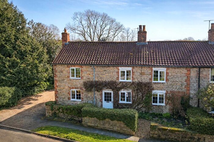 4 Bedroom End Of Terrace House For Sale In Church Road, Waddingham, Gainsborough, Lincolnshire, DN21
