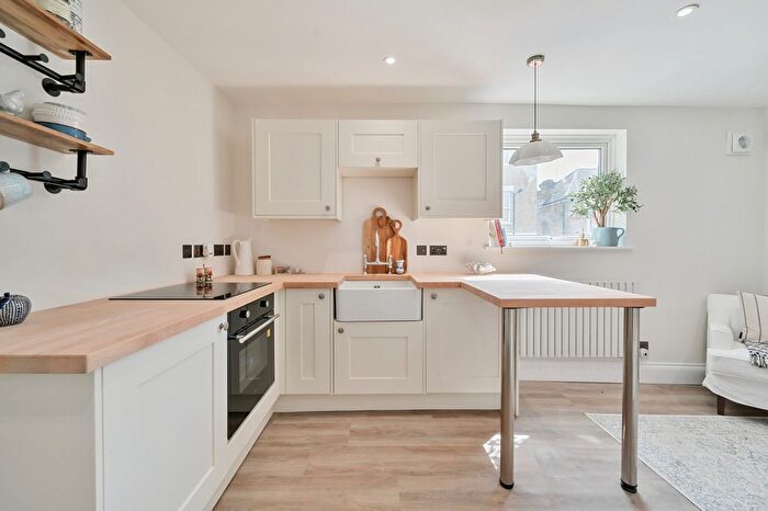 1 Bedroom Flat To Rent In Lordship Lane, London, SE22