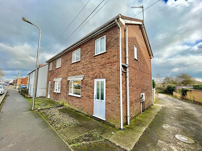 2 Bedroom Semi Detached House For Sale In Commercial Road, Spalding, PE11