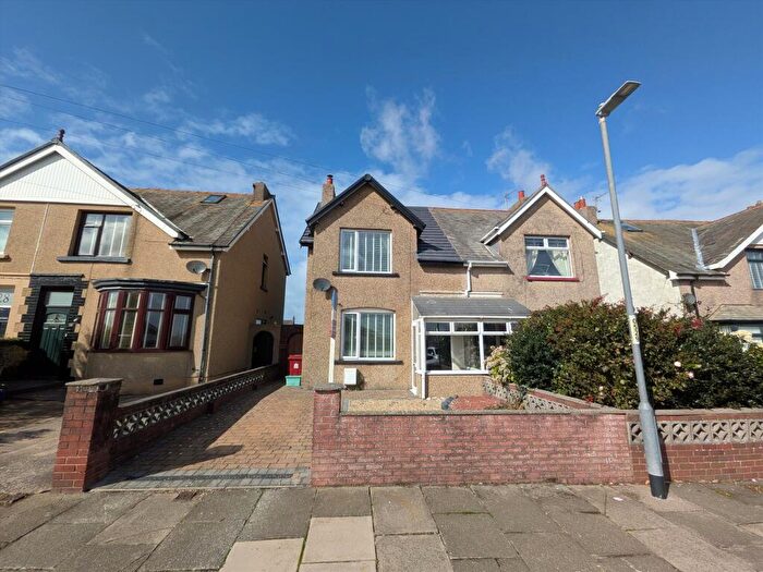 3 Bedroom House For Sale In Beach Crescent, Walney, Barrow In Furness, LA14