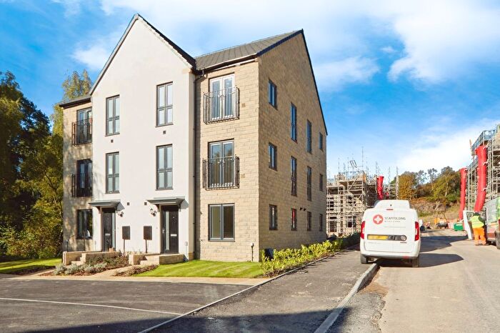 2 Bedroom Semi-Detached House To Rent In Millstone Way, Leeds, West Yorkshire, LS16