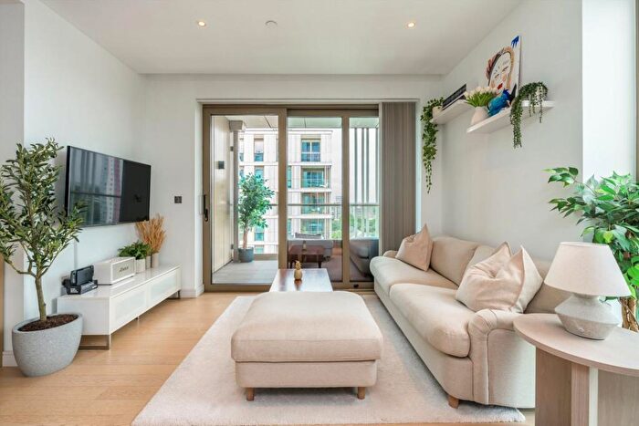 1 Bedroom Flat For Sale In Downs Road, Clapton, E5