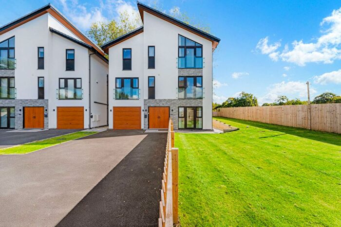 5 Bedroom Detached House To Rent In Brookhouse Drive, Marklands, Lostock Hall, Preston, Lancashire, PR5