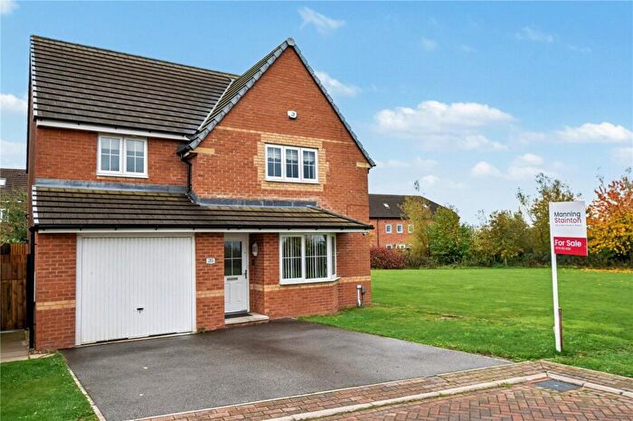 4 Bedroom Detached House For Sale In Fergusson Walk, Morley, Leeds, West Yorkshire, LS27