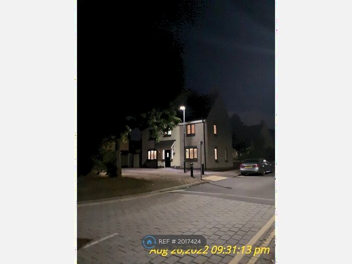 6 Bedroom Detached House To Rent In Oxleigh Way, Bristol, BS34