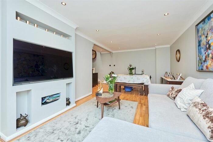 2 Bedroom Terraced House To Rent In Elgin Mews North, Maida Vale, London, W9
