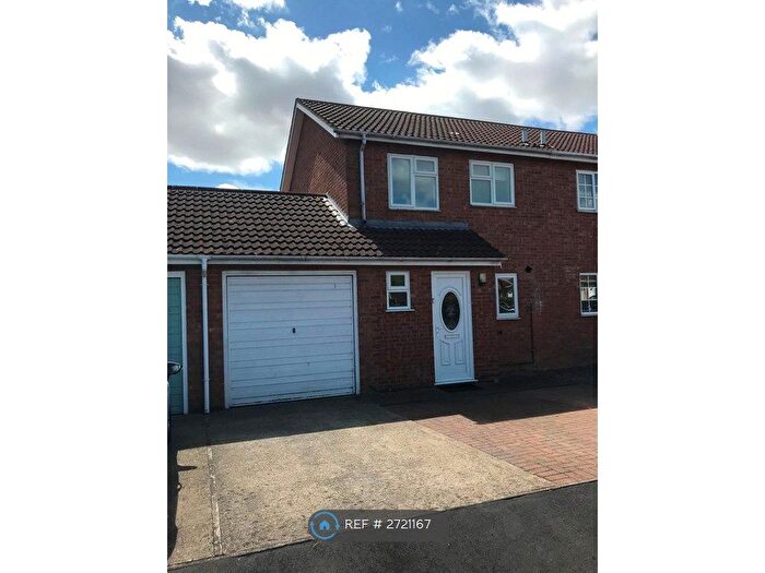 2 Bedroom Semi-Detached House To Rent In Beech Grove, Stamford, PE9