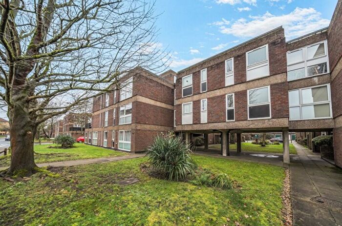 1 Bedroom Flat For Sale In Longlands Road, Sidcup, DA15