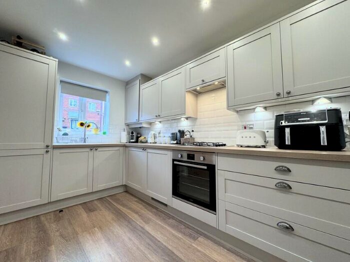 3 Bedroom Town House For Sale In Silver Birch Close, Lostock, BL6
