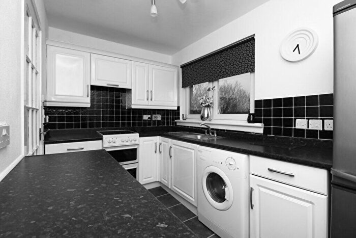 1 Bedroom Flat For Sale In Auchinblae Place, Dundee, DD3