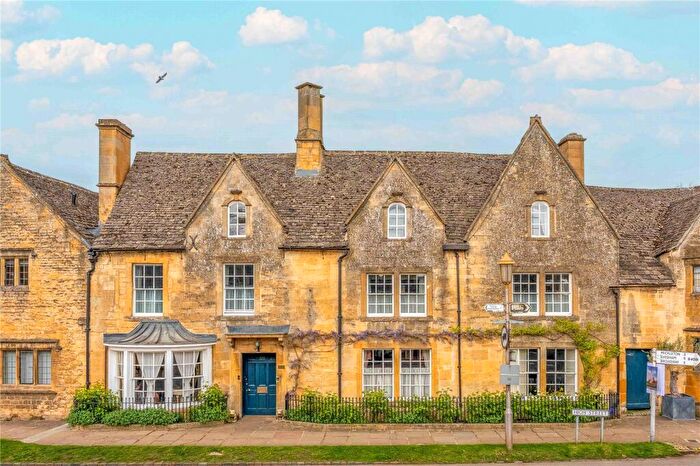 6 Bedroom Terraced House For Sale In High Street, Chipping Campden, Gloucestershire, GL55