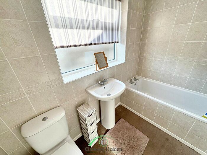 2 Bedroom Semi-Detached Bungalow For Sale In Morris Crescent, Preston, PR2