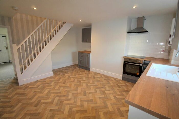 2 Bedroom Cottage To Rent In Hoyle Street, Bolton BL1