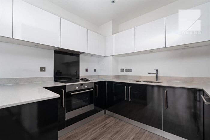 1 Bedroom Flat To Rent In Larkshall Road, London, E4