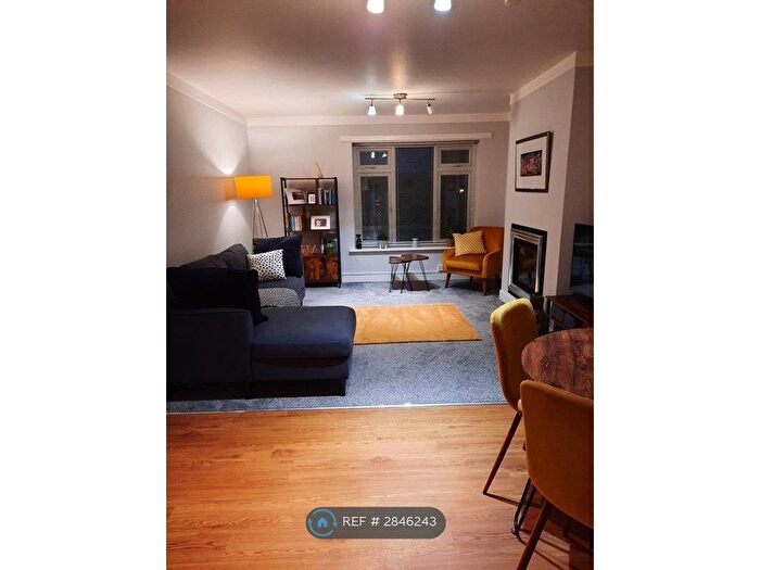 3 Bedroom Flat To Rent In Mersey Road, Liverpool, L23