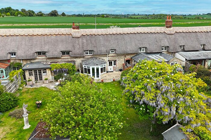 3 Bedroom Cottage For Sale In Great Haseley, Oxfordshire, OX44